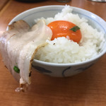 来雷軒 - チャーシュー丼にしてみました。