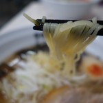 背脂らーめん宮本 - （2017/6月）「和風醤油ラーメン」の麺