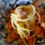 湖里庵 - 鮒寿しとトマトの冷製パスタ、リフトアップ。