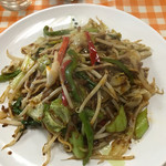 ユアーズ・キッチン88 - ピリ辛肉みそ焼きそば900円