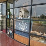 ボン・ヴォイージ - 外観（入口周辺）