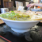 ラーメン櫻島 - 櫻島ラーメン大盛り