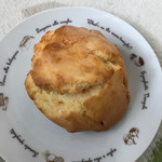 BAKE - プレーンスコーン 140円