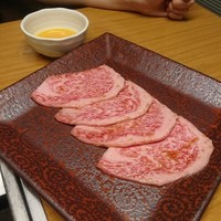 焼肉家 KAZU 神楽坂 - サーロインあぶりやき