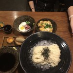 あげたち 匠の細麺 つるとんたん 大国町店 - 