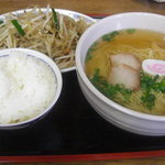 幸楽 - 量はじゅうぶん。