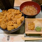 鮨國 - 【2017/8】元祖こぼれウニ丼(税込3800円)