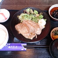 天空の月 渋谷 - とっても歯ごたえのある生姜焼き