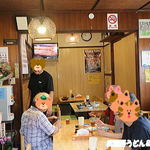 手打うどん 松屋 - すべてテーブル席になりました