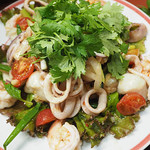 ソンポーン - ヤム タレー