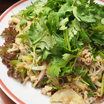 ソンポーン - ラープ ウンセン