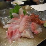 多助割烹 - 石鯛刺身