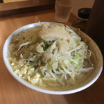 豚星。 - 小ラーメン  ニンニクアブラカラメ  妻
                                
                                
                                
                                