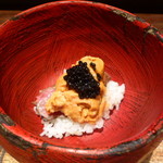 鳥茂 - サーロインステーキ丼うにキャビアのせ