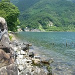湖里庵 - 旧海津港の石積み。