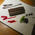 Charcoal Dining るもん - 濃厚チョコレートケーキ