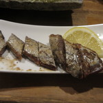 立ち呑みのさのや - かつおはらんぼ炙り 240円　(2017.8)