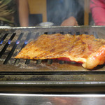 焼肉 うしみつ - 焼きすき　サーロインの上にトモ三角