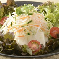 豆冨サラダ