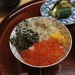 松川 - 食事 ご飯 イクラ 生カラスミ 海苔 ちりめん山椒