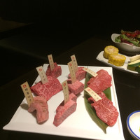 焼肉専科 肉の切り方 日本橋本店 - 