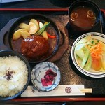 洋食屋牛銀 - ハンバーグ定食