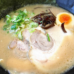 博多ラーメン まるかく - 