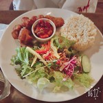 Cafe VG - ベジ唐揚げランチプレート的な