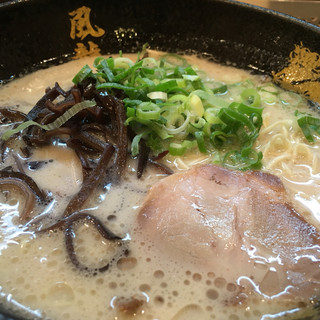 とんこつラーメン博多風龍_1