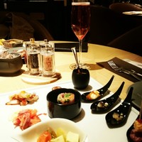 ブッフェアンドカフェ スロープサイドダイナー ザクロ - 