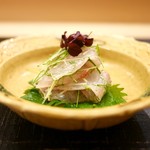 麻布十番 ふくだ - お造里　縞鯵（鹿児島）、芽葱