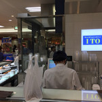 ミート&ベジタブルス ITO - 色々な惣菜があります。