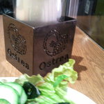 オストレア oysterbar&restaurant - 名前の入った　ナプキンたて