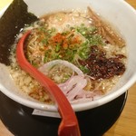 麺屋 燕 - 燕黒らーめん800円