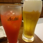 すし辰 - ブラッドオレンジ(250円) スーパードライ・中(500円)