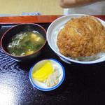 きよしや食堂 - かつ丼800円