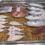 本庄鮮魚センター - 対面コーナー