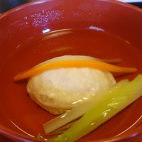 東京 芝 とうふ屋うかい - 伊勢海老しんじょ