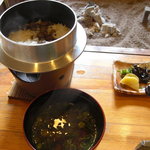 Gokigen San - むかご飯