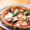 Pizzeria e Trattoria SPESSO - 料理写真:ピッツァ人気No.1
マルゲリータ