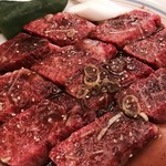 炭火焼肉 大倉山 - 