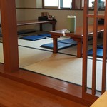 八幡のすしべん - 店内