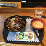 Kikuya - デミかつ丼  ８００円ごはん上にコールスローデミグラスソース更にかつデミグラスソース  美味しいよ