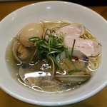 Ramen うらつじ - 【(清湯)ボンゴレ塩 + 半熟煮玉子】￥750 + ￥100