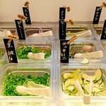 ややダイニング - １階
      サラダ
      生野菜