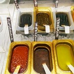 ややダイニング - １階
      サラダ
      ドレッシング