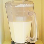 ややダイニング - １階
      牛乳