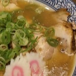 丸美商店 - 特製中華そば（アップ）