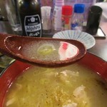 わらじ - スープは濃厚な鶏の出汁