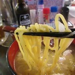 わらじ - 麺は日高屋レベル